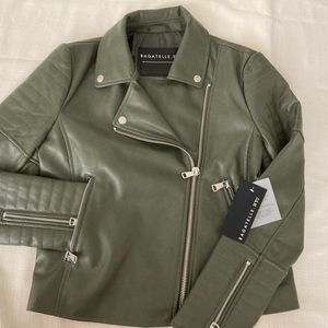 Bagatelle NYC green faux leather jacket Women’s medium